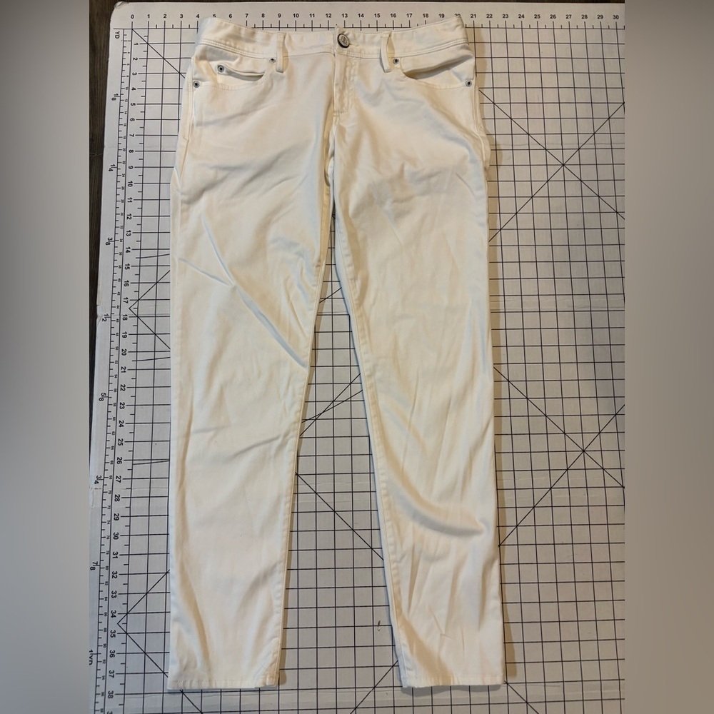 Lilly Pulitzer Women’s Size 10 White Super Soft Worth Skinny Jeans